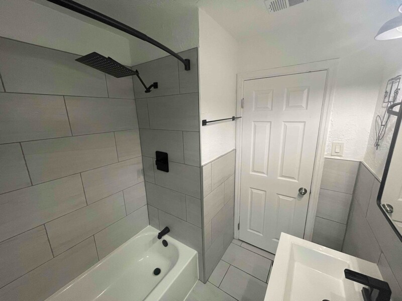 Building Photo - 1465 15th St S