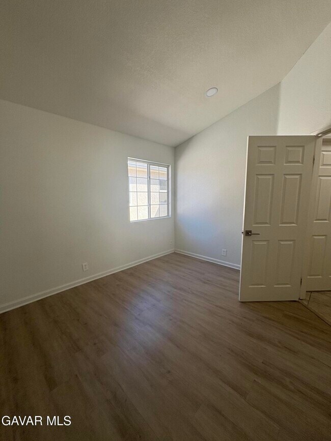 Building Photo - 2137 Estrella Ct