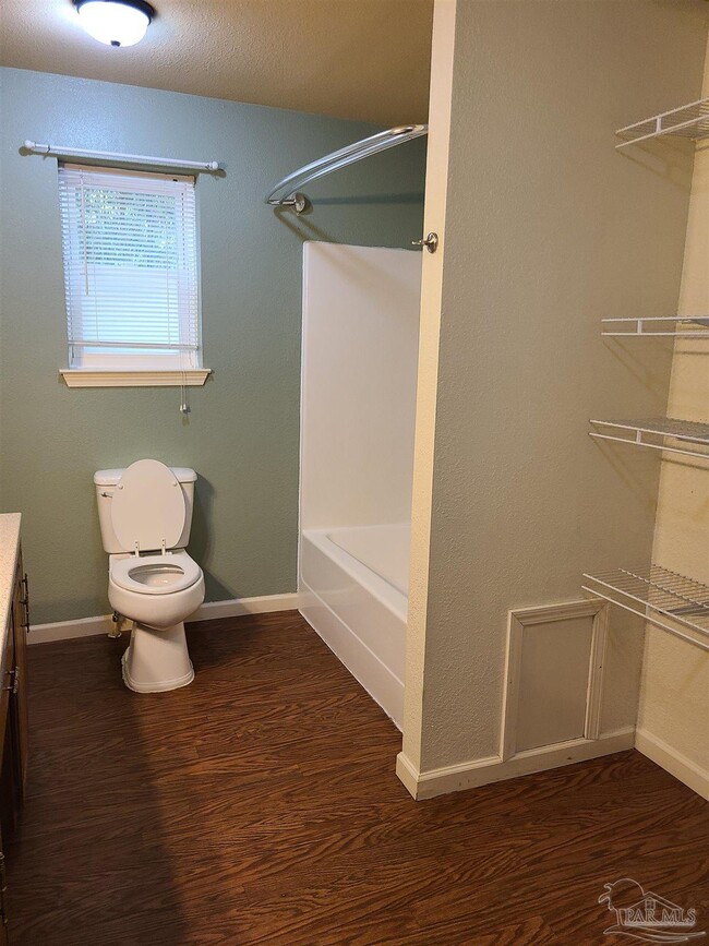 Building Photo - 6960 Klondike Rd