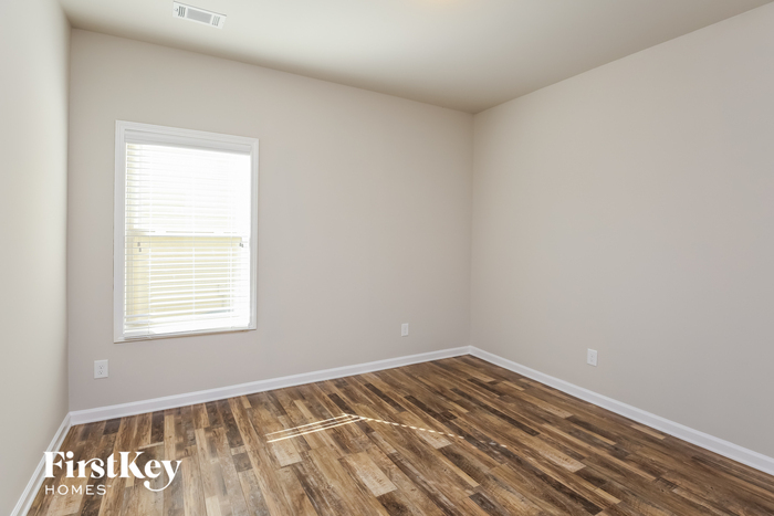 Building Photo - 4523 Brayden Dr
