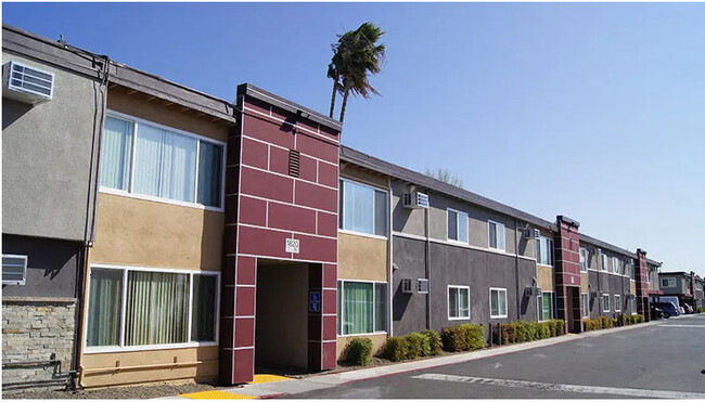 Building Photo - Ethan Terrace Apartments