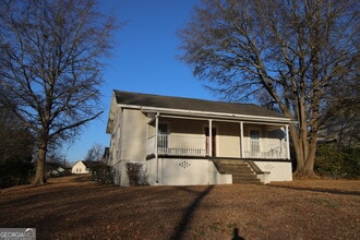 Building Photo - 201 Jennings St