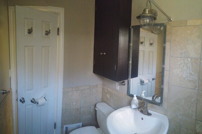 Building Photo - 524 S 900 E