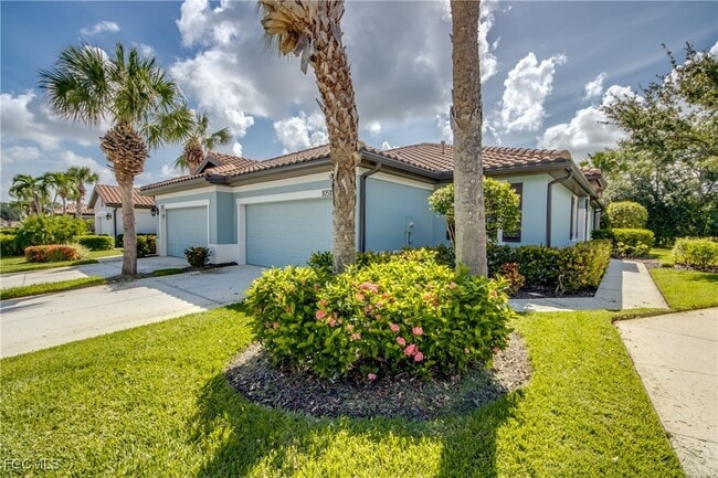 Building Photo - 10519 Diamante Way