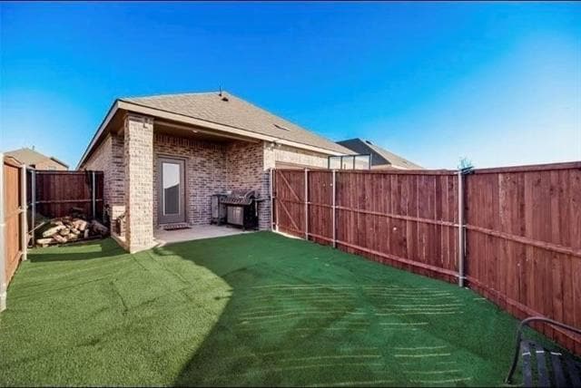 Building Photo - 2621 Franklin Dr