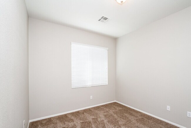 Building Photo - 6204 Bradford Island Ct
