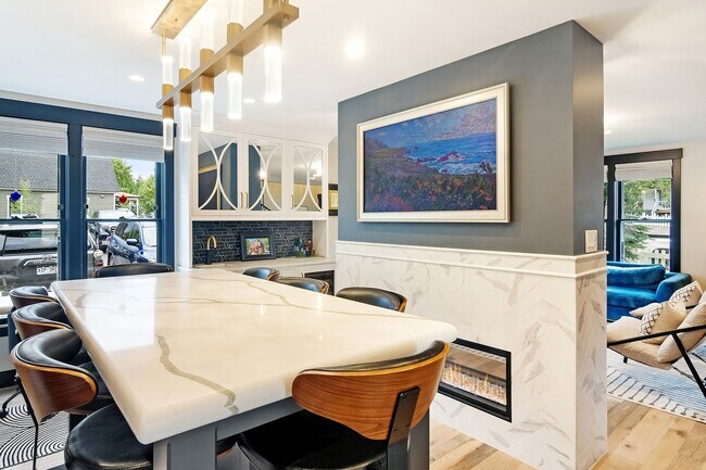 Building Photo - Summer in Downtown, historic Breckenridge! Luxury Home, Walk to Everything!