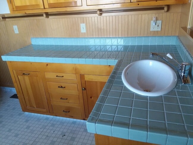 Building Photo - 2 Bedroom/2 Bath Modular Home Available Now!