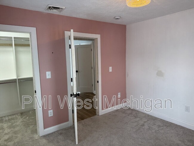 Building Photo - 1317 Morgan St NW