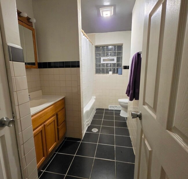 Building Photo - 15227 5th Ave