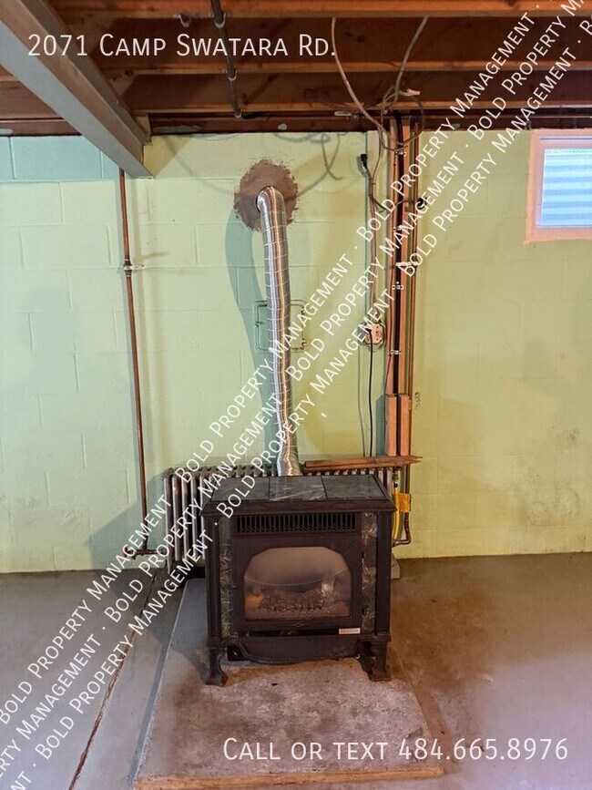 Building Photo - 2071 Camp Swatara Rd