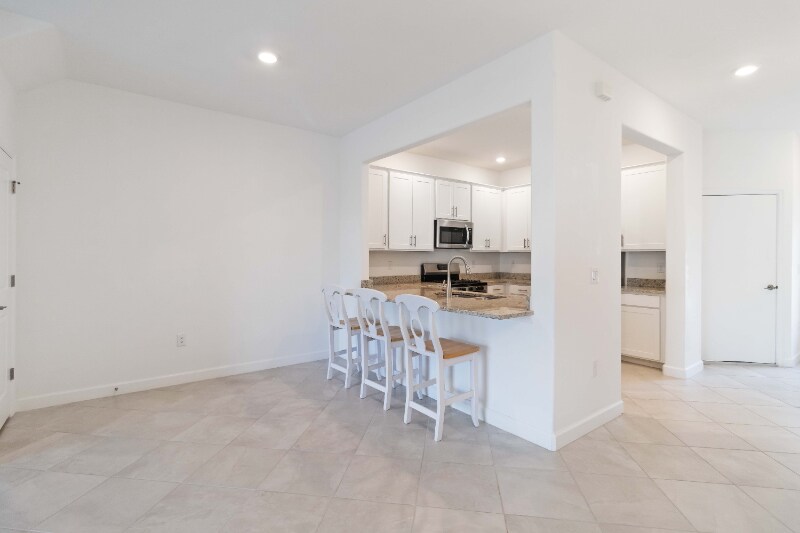 Building Photo - 15127 Lyla Ter