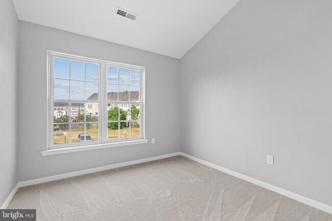 Building Photo - 2519 Luckland Way