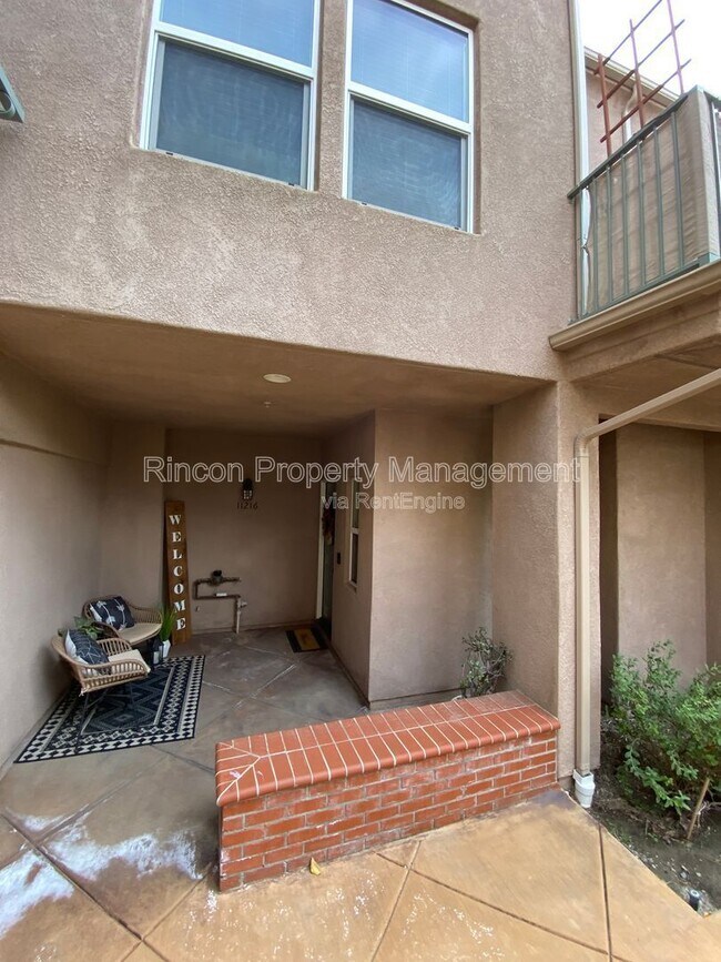 Building Photo - 11216 Snapdragon St