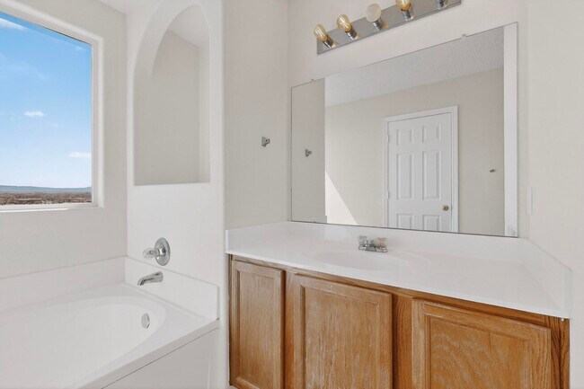 Building Photo - 8300 Bluffs Edge Pl NW