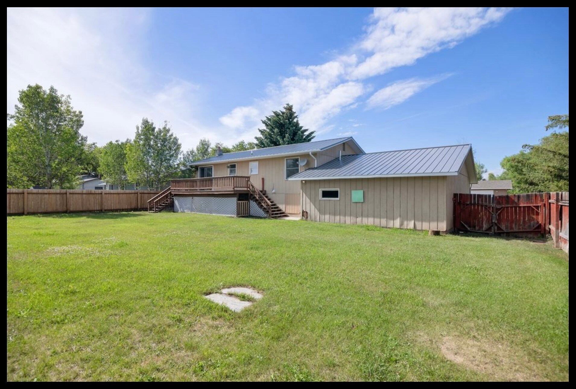 Building Photo - 1585 Valley Forge Rd
