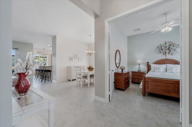 Building Photo - 10599 Silverton Ln