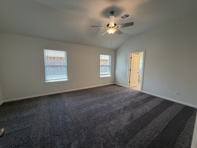 Building Photo - 18313 Austin Ct