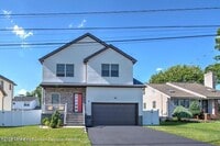 Building Photo - 4 Terrace Dr