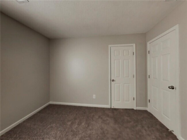 Building Photo - 1621 Heyford Cir NW