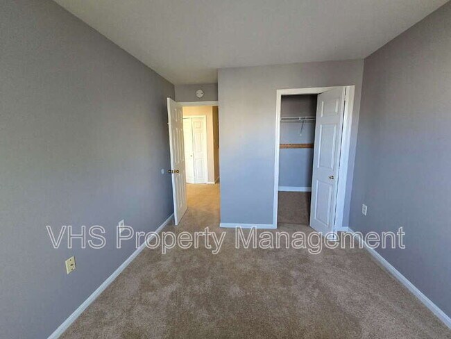 Building Photo - 11176 Stagestone Way