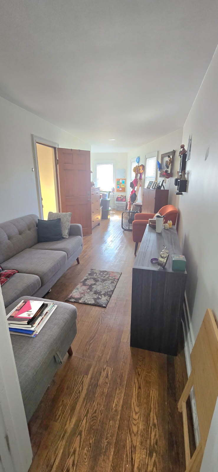 Building Photo - 573 Main St