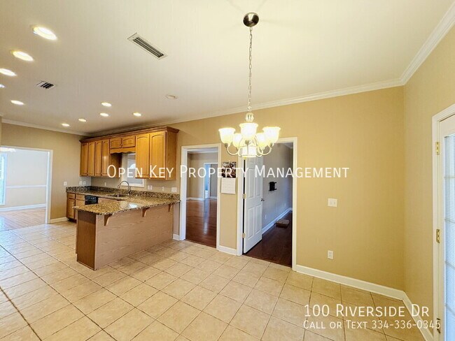 Building Photo - 100 Riverside Dr