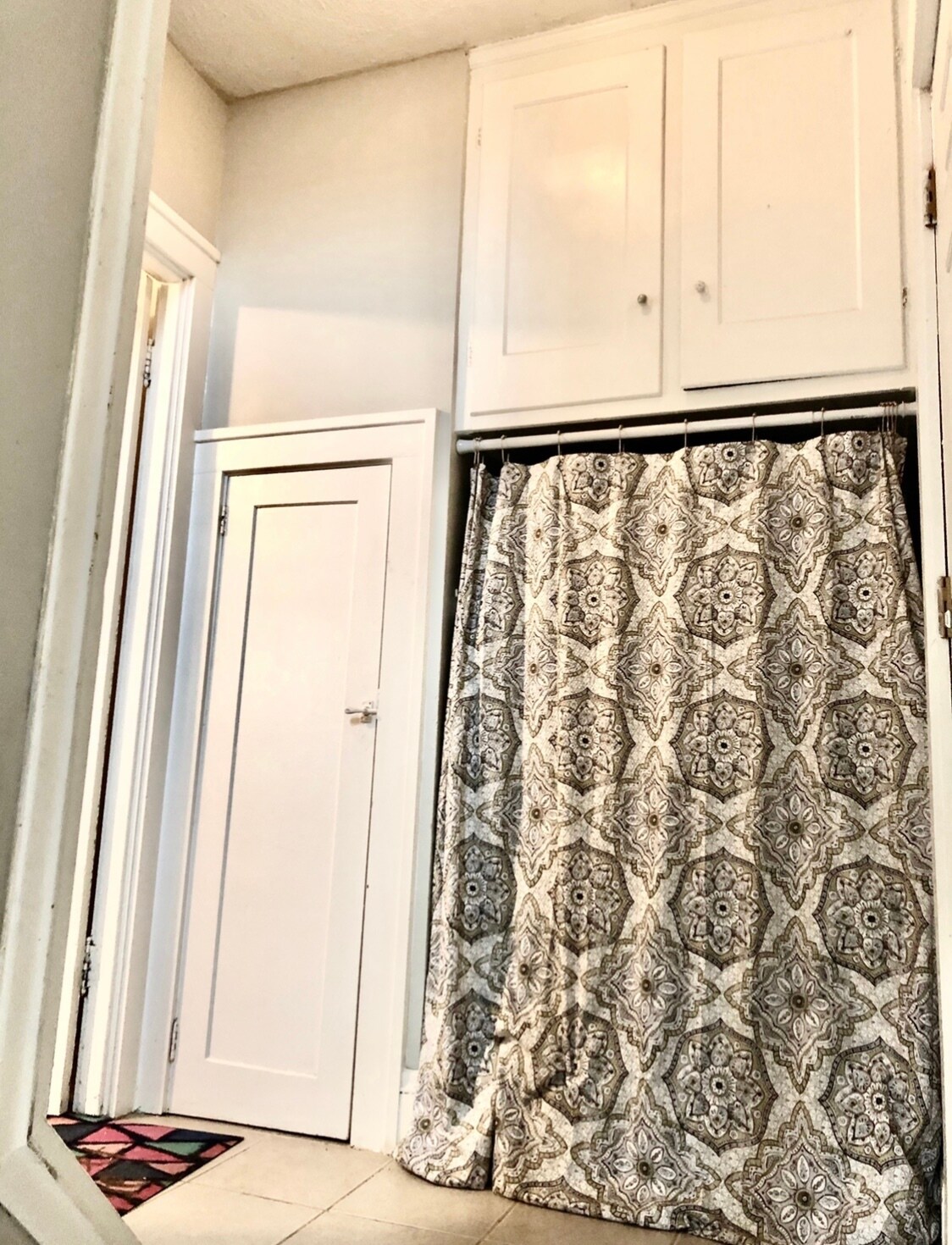 Building Photo - 1124 Summit Ave