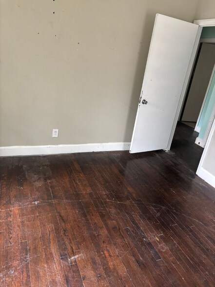 Building Photo - 605 Indian Cir