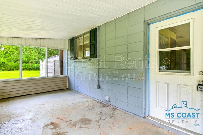 Building Photo - 13001 Old Fort Bayou Rd