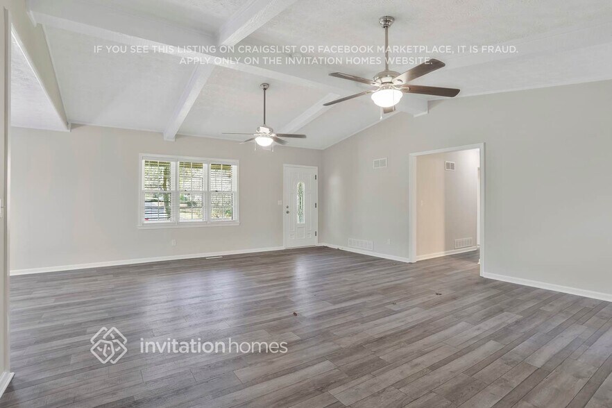 Building Photo - 3647 Mill Lake Dr