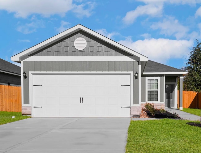 Building Photo - 15419 Maple Ter Dr