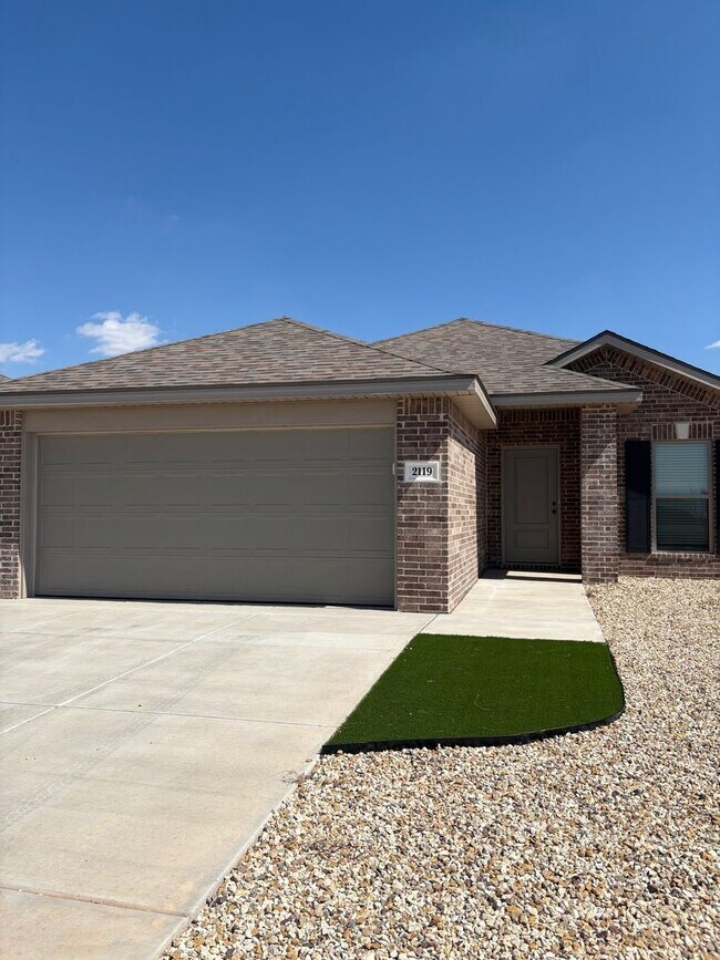 Building Photo - Your New Home is Just Around the Bend In W...