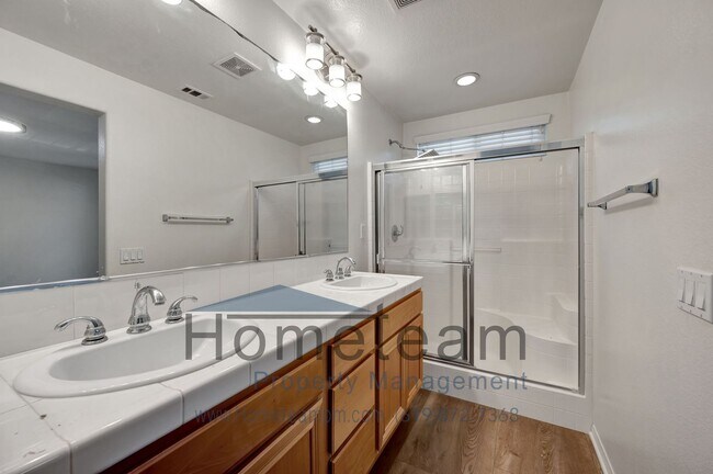 Building Photo - 2 BR / 2.5 BA 1244 Sq ft. San Miguel Ranch/ Chula Vista Townhome
