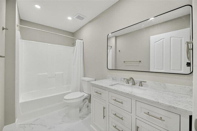 Building Photo - 10610 Boyette Creek Blvd