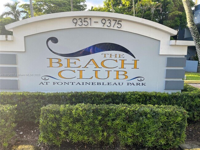 Primary Photo - 9365 Fontainebleau Blvd