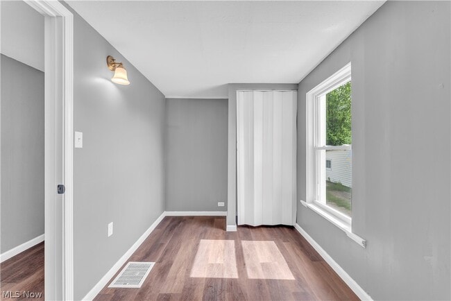 Building Photo - 80 Olde Egbert Rd