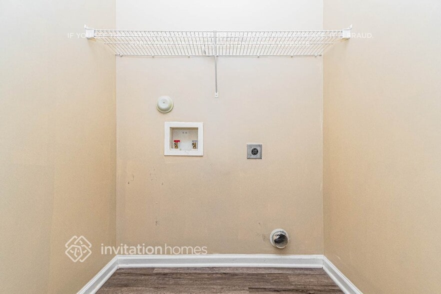 Building Photo - 5006 Rainmaker Dr