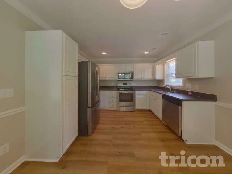 Building Photo - 3855 Range Crest Ct