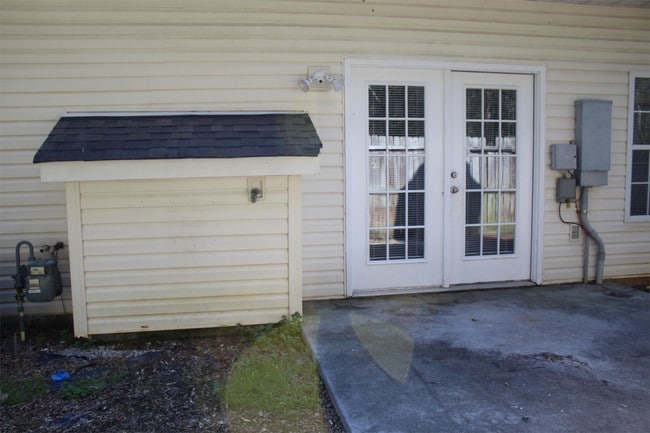 Building Photo - 7638 Emory Cove Way