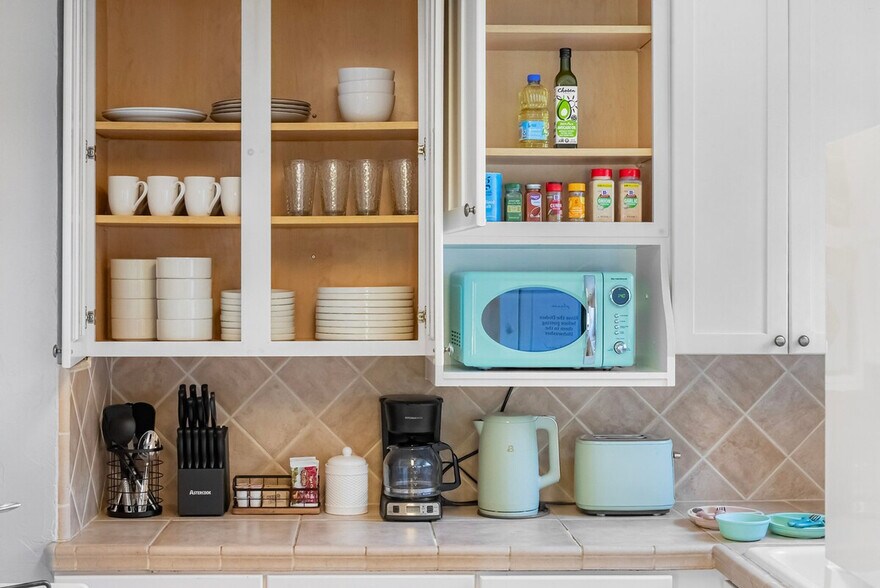 Building Photo - 2391 Shibley Ave