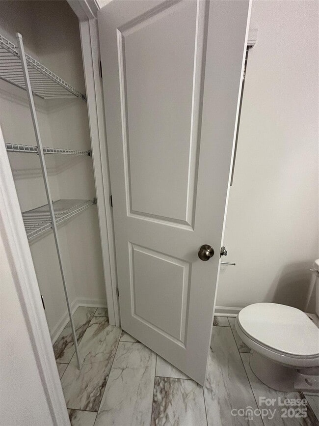 Building Photo - 5034 Falstone Dr