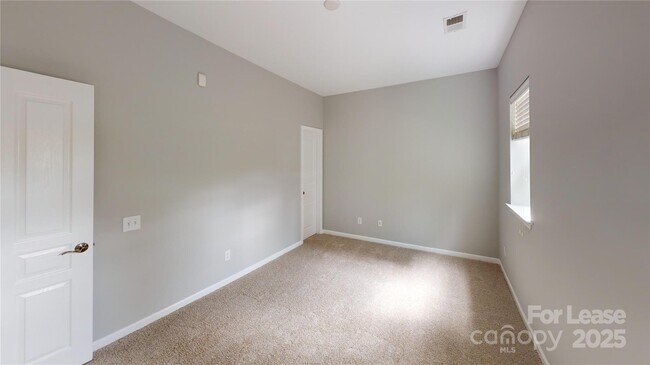 Building Photo - 11342 Costigan Ln