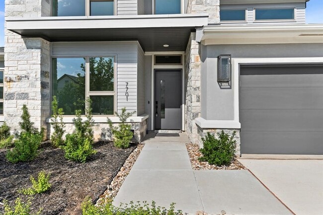 Building Photo - 7701 Boyd Hvn Dr