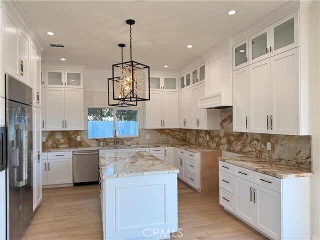 Building Photo - 13418 W Crowley St