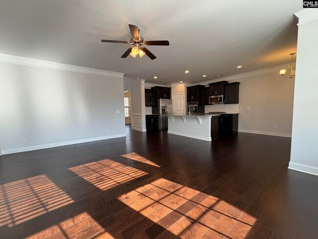 Building Photo - 178 Thacher Lp