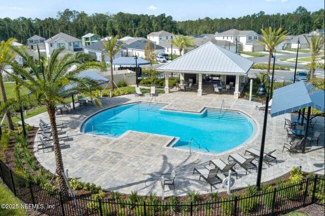 Building Photo - 75 Stonecrest Dr