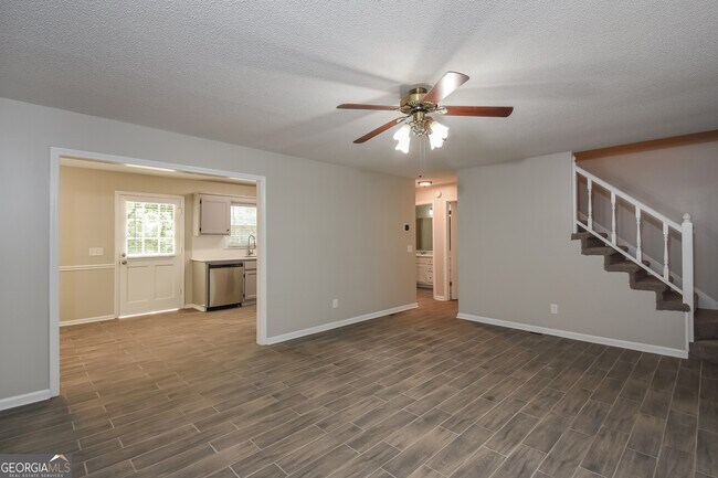 Building Photo - 39 Timber Trail SW