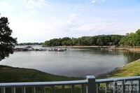 Building Photo - 7423 Mariner Cove Dr