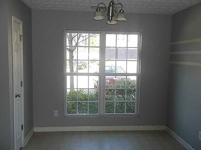 Building Photo - 5612 Union Pointe Dr